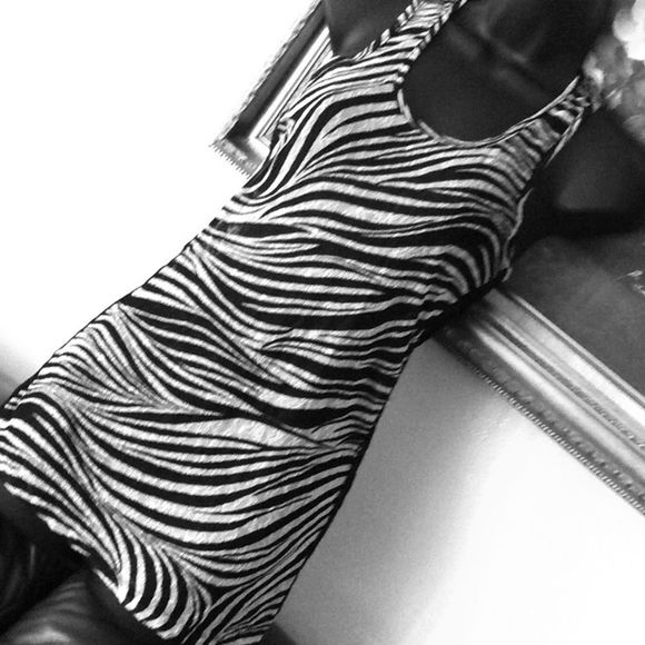 ๐ ๐DNA Couture ๐nice top